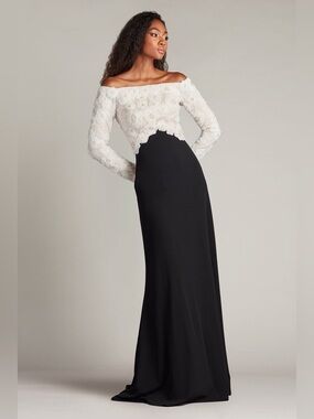 TADASHI SHOJI
GIULIANA EMBROIDERED BODICE GOWN